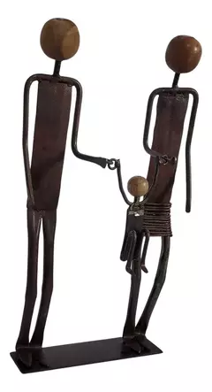 Escultura Artesanal Família - comprar online