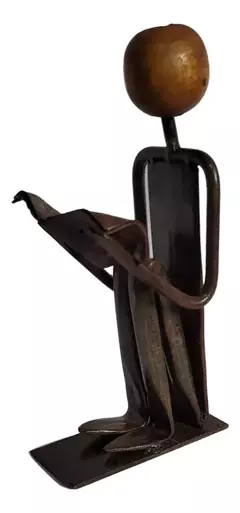 Escultura Artesanal Menino Leitor