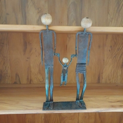Escultura Artesanal Família na internet