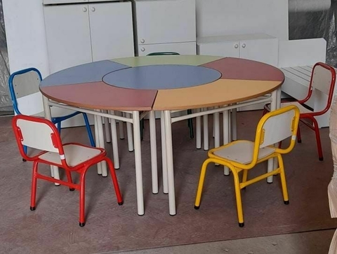 Sillas y bancos de primaria