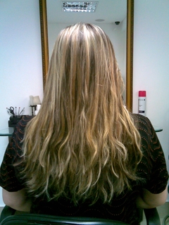 Alongamento Feito com Cabelo Natural Real Com Microlink (Orçamento Somente na loja)