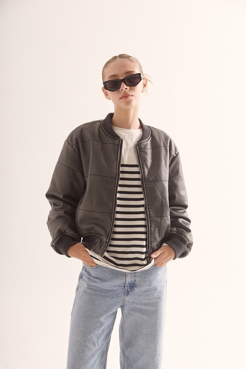 CAMPERA BOMBER PU GASTADA - comprar online