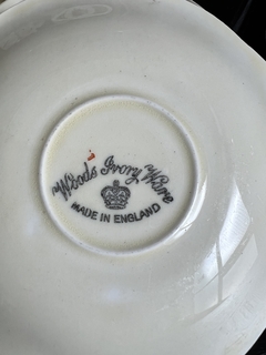 Imagen de Taza para Te Loza Woods Ivory Ware England , Modelo St. Leger C1930