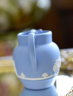Preciosa Mini Jarra Porcelana Jasper Ware Wedgwood England C1955 - Funcy Stuff Antiguedades