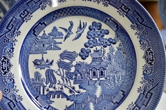Plato para Postre Loza Churchill Staffordshire England , Pattern Willow Blue C1980 - Funcy Stuff Antiguedades
