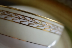 Imagen de Antigua Taza para Te Porcelana Noritake Komura Japan Guarda Oro sobre Ivory C1918