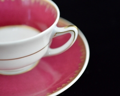 Taza para Cafe Ch. Field Haviland Limoges France, Bordeaux y Oro C1940