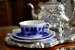 Trio para Te Gefle Sweden , Pattern Vinranka Flow Blue C1939. en internet
