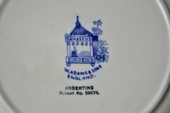 Antigua Guisera con tapa de Loza W. Adams & Sons England, Pattern Damascus C1890 en internet