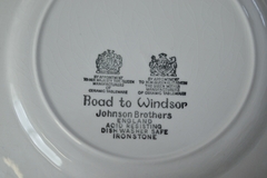 Imagen de Plato para Postre Johnson Bros England, Pattern Road to Windsor C1960 Blue.