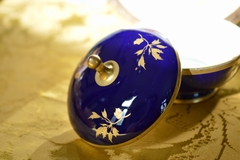 Bombonera vintage de Porcelana Inglesa Azul Cobalto y Decoración en Oro en internet
