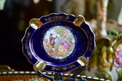 Hermoso Cenicero de Porcelana Cobalto y Oro Veritable Porcelaine D´art Limoges France C1950. con Escena Fragonad en internet