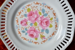 Plato de Porcelana Schwarzenhammer Bavaria Bouquet de Rosas Ala Reticuladad C1952 en internet