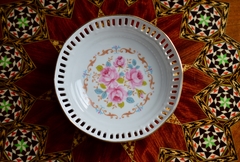 Bolws de Porcelana de Bavaria Borde Reticulado Bouquet de Rosas Vivo en Oro C1952 en internet