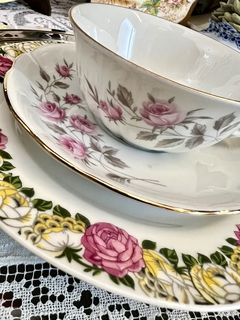 Imagen de Taza y Plato para Te ,Porcelana Verbano Deco Rosas C1980