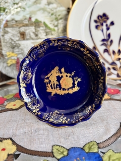 Pin Dish de Porcelainde de Limoges Cobalto y Oro Escena Fragonard C1960