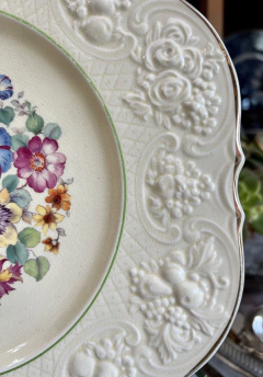 Gran Plato Crown Ducal England , Pattern Embossed Fruit Rim Floral Centre C1915 en internet