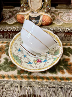 Demitasse Paragon Fine Bone China England , Countess C1935. - Funcy Stuff Antiguedades