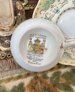 Demitasse Paragon Fine Bone China England , Countess C1935. - comprar online