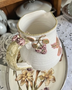 Jarra Vintage Rustica Ceramica Esmaltada y con Aplicaciones "El Manganga"