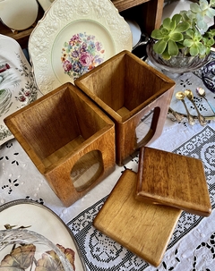 Par de Potes o Tarros para Cocina Cubo de Madera Lustrada y Ventana de Vidrio - Funcy Stuff Antiguedades