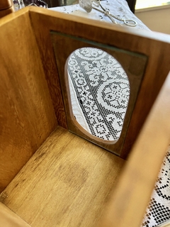 Imagen de Par de Potes o Tarros para Cocina Cubo de Madera Lustrada y Ventana de Vidrio