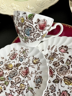 Trio para Te Loza Inglesa Johnson Bros , Pattern Staffordshire Bouquet Multicolor C1970 - tienda online
