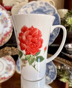 Mug Jarro para Desayuno Bone China con Decoracion Floral "Rosa Roja" - tienda online
