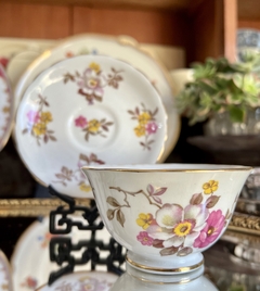 Imagen de Bowls Terronera con Plato de Porcelana New Chelsea England , Pattern Cherry Blossom C1940