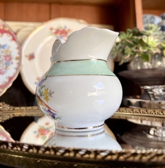 Preciosa Jarra Lechera Porcelana Tuscan Bone China England , Pattern Chelsea Bird C1947