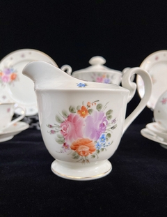 Jarra Lechera de Porcelana Nacional Tsuji , Bouquet Rosas Pintado a Mano C1980