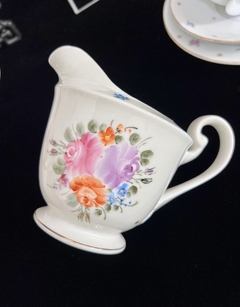 Jarra Lechera de Porcelana Nacional Tsuji , Bouquet Rosas Pintado a Mano C1980 - Funcy Stuff Antiguedades