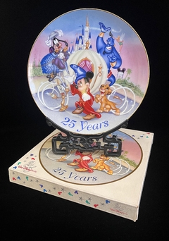 Plato Decorativo Porcelana Conmemoracion 25 años Walt Disney World Año 1996 en internet