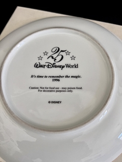 Plato Decorativo Porcelana Conmemoracion 25 años Walt Disney World Año 1996 en internet