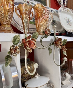 Perchero de Pared 2 Ganchos en Hierro Forjado y Esmaltado Flores y Hojas C1980 en internet