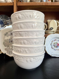 Set de 6 Bowls Vintage de Ceramica Blanca con Frutas a Relieve C1980 - comprar online