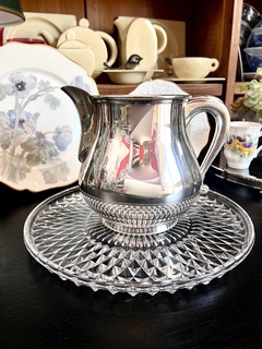 Jarra para Agua Metal Plateado de Casa Wright BsAs C1950