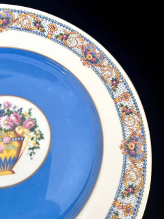 Plato con Pie Bajo para Masas Raynaud & Co. Limoges France Bouquet Oro C1943 - comprar online