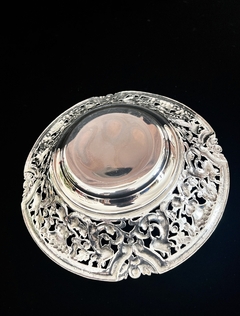 Plato o Cesta Panera de Metal Plateado Repujado y Calado Orfebreria Española C1950 - tienda online