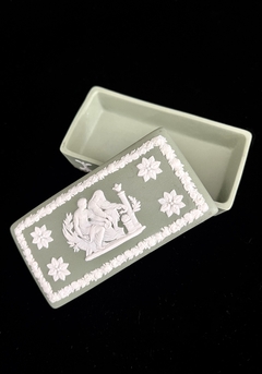 Trinket Box Alhajero Porcelana Wedgwood England , Jasper Ware Escenas Neoclasicas Sage Green C1969 en internet