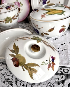 Imagen de Cacerola con Tapa Baja Porcelana Royal Worcester England, Modelo Evesham Gold 1961