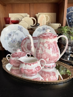 Cafetera de Loza Inglesa Palissy Pottery , Pattern Avon Scenes Rosa C1960