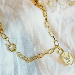 Collar Alba Espíritu Santo en internet