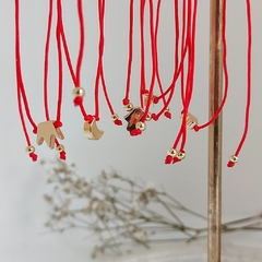 Pulsera hilo protectora