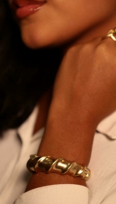 BRACELETE ORGÂNICO FOSCO - comprar online