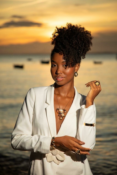 Colar Detalhe Pérola Regulável