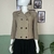 Blazer Cropped Transpassado em Alfaiataria Cáqui - Yessica na internet