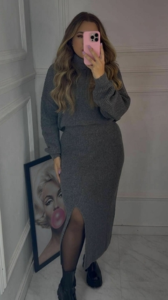 CONJUNTO TRICÔ MOUSSE COM FENDA