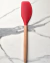 Espátula de silicone c/ cabo de bambu vermelho 31 cm