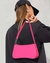 Bolsa Barbiecore na internet